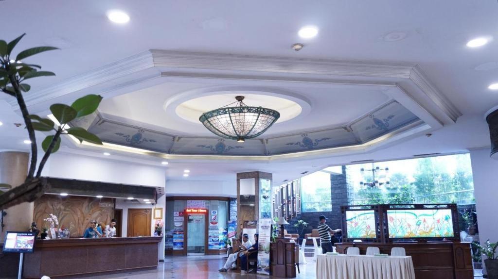 Kedaton Hotel Μπαντούνγκ Εξωτερικό φωτογραφία