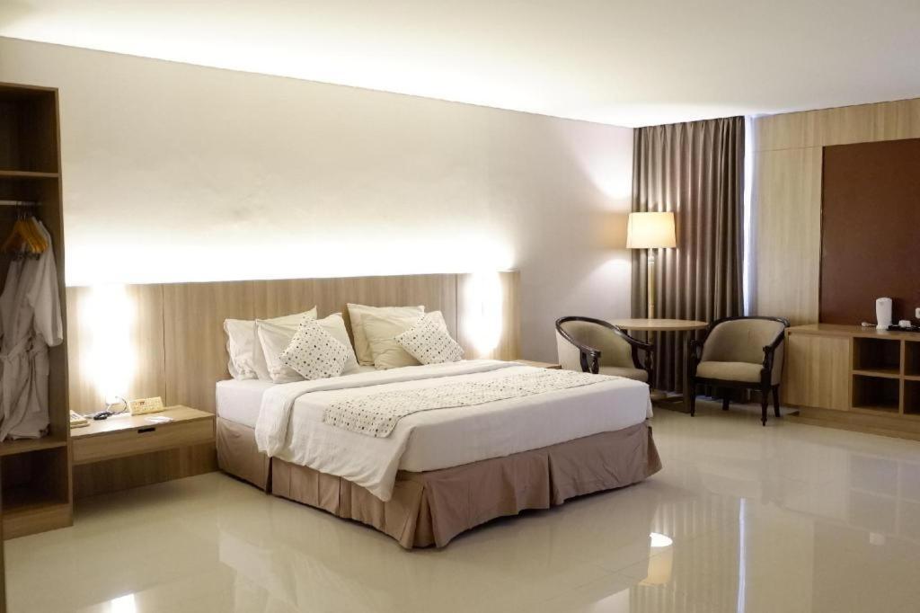 Kedaton Hotel Μπαντούνγκ Εξωτερικό φωτογραφία